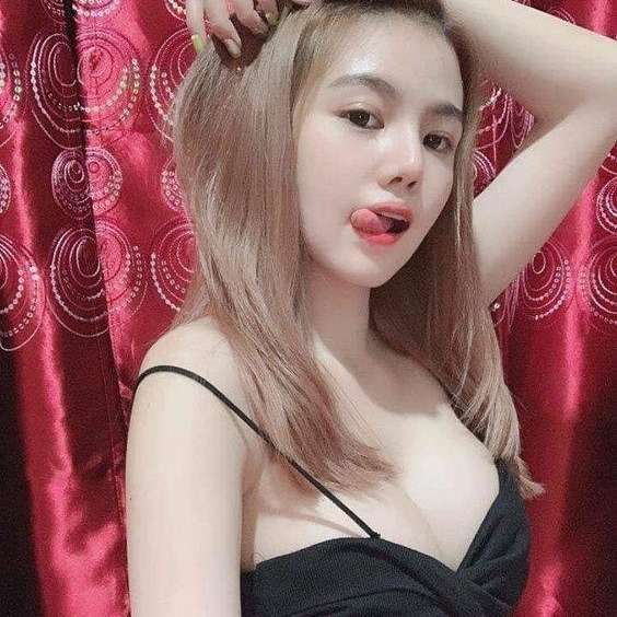 Sweet Ayla achazia Moon