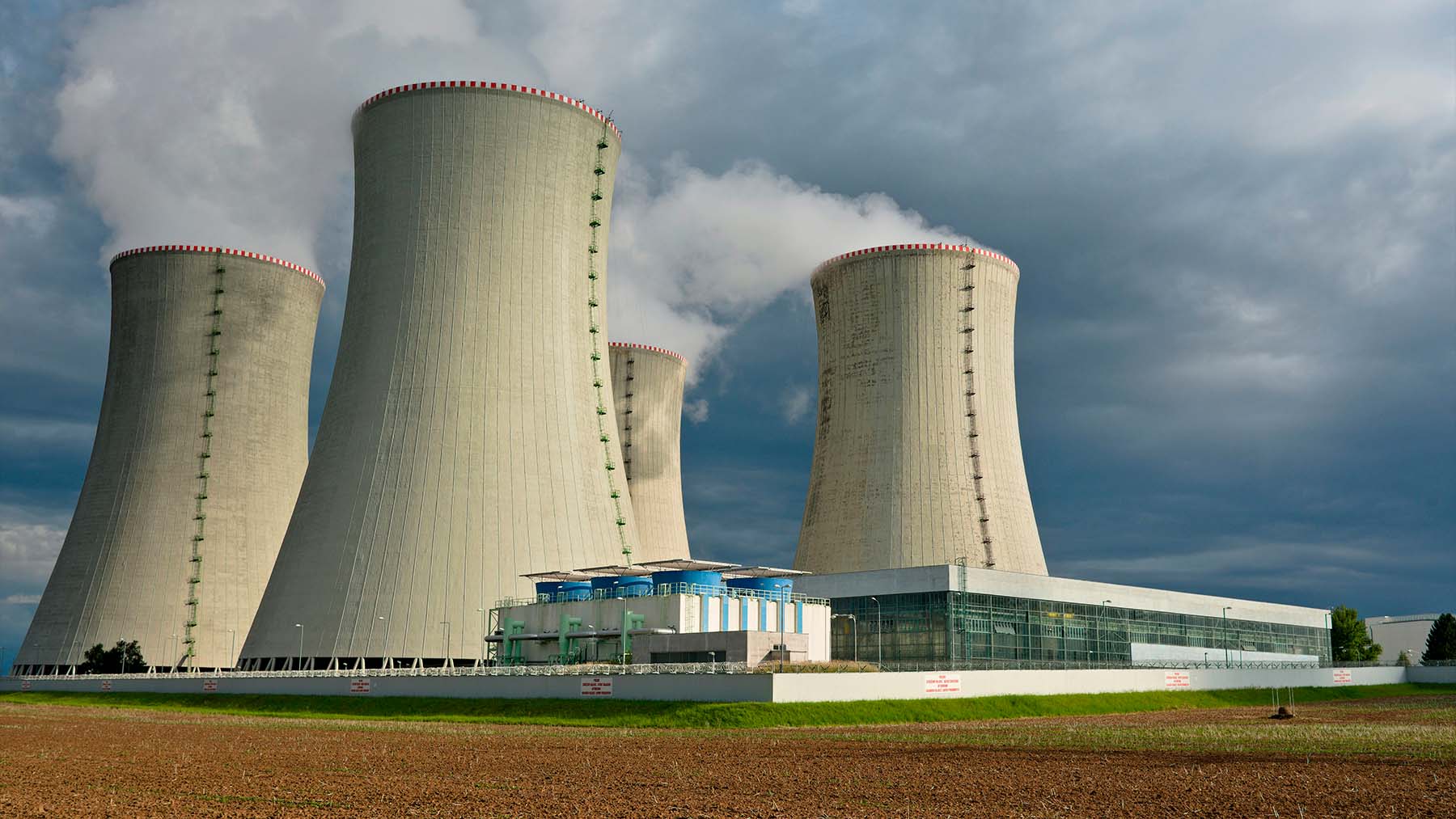 Viaro Energy partners with Terrestrial Energy to assess molten salt reactor technology for UK industrial decarbonization